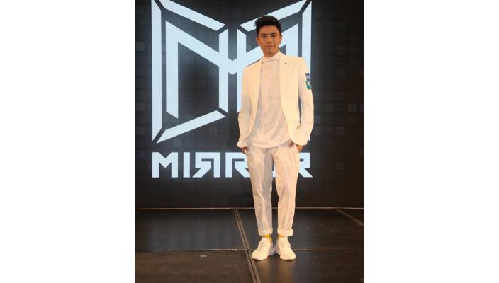 【全民造星】成軍三年半！細睇香港人氣男子組合Mirror 12位男生的衣著變化史 - 姜濤